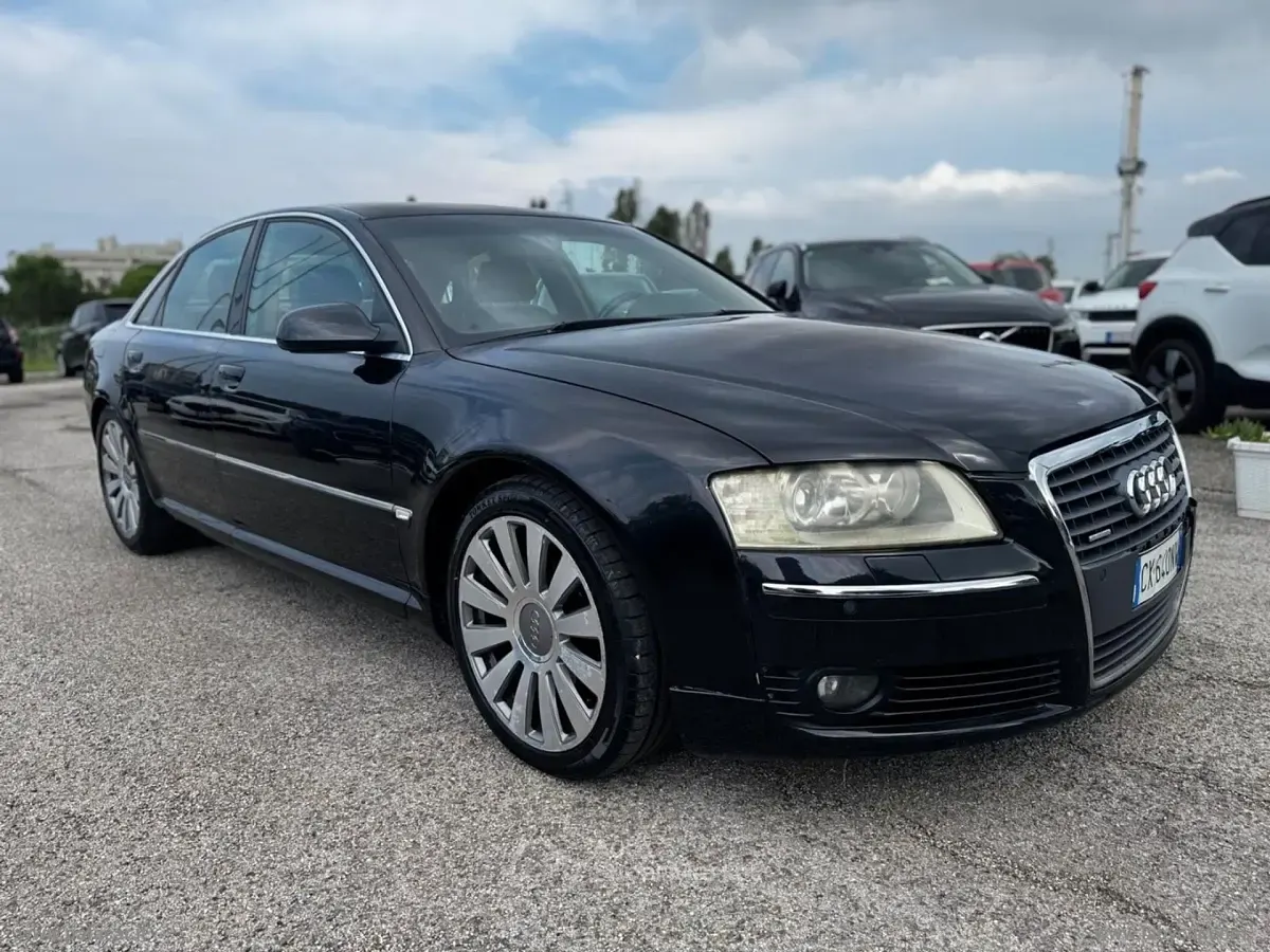 Käytetty Audi A8 233 HP (171 kW) 2005 Musta Sedan