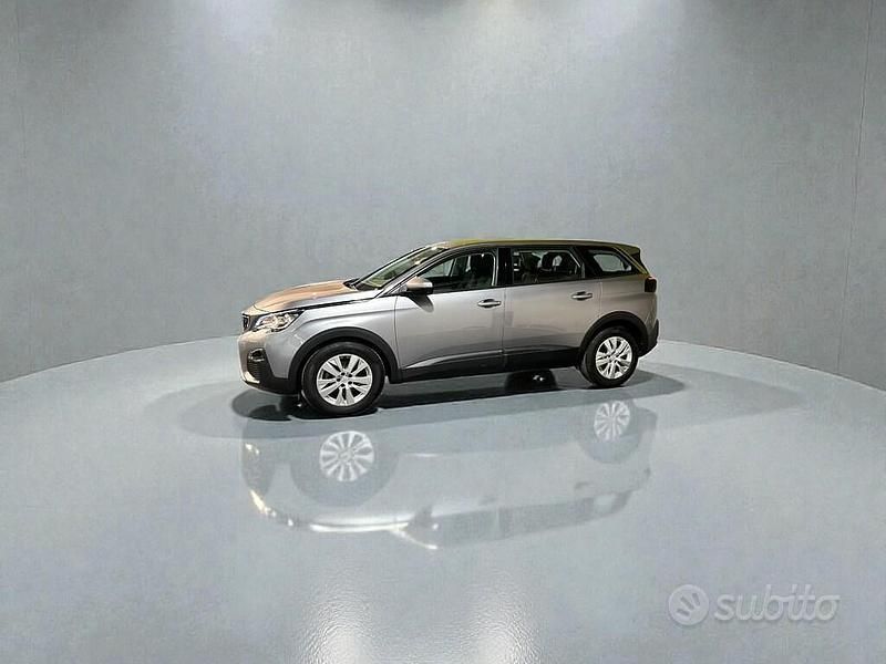 Usata Peugeot 5008 Business-Line 130 CV (95 kW) 2020 SUV