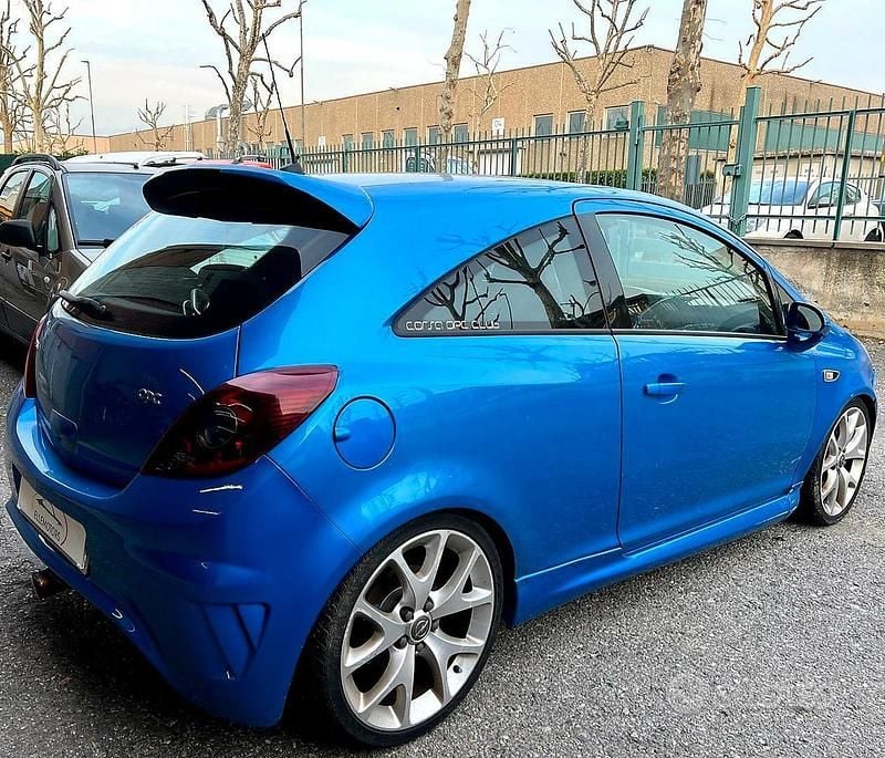 Usata Opel Corsa OPC 192 CV (141 kW) 2008 Blu Utilitaria