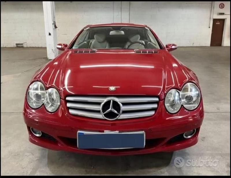 Usata Mercedes SL500 387 CV (284 kW) 2006 Rosso Cabrio