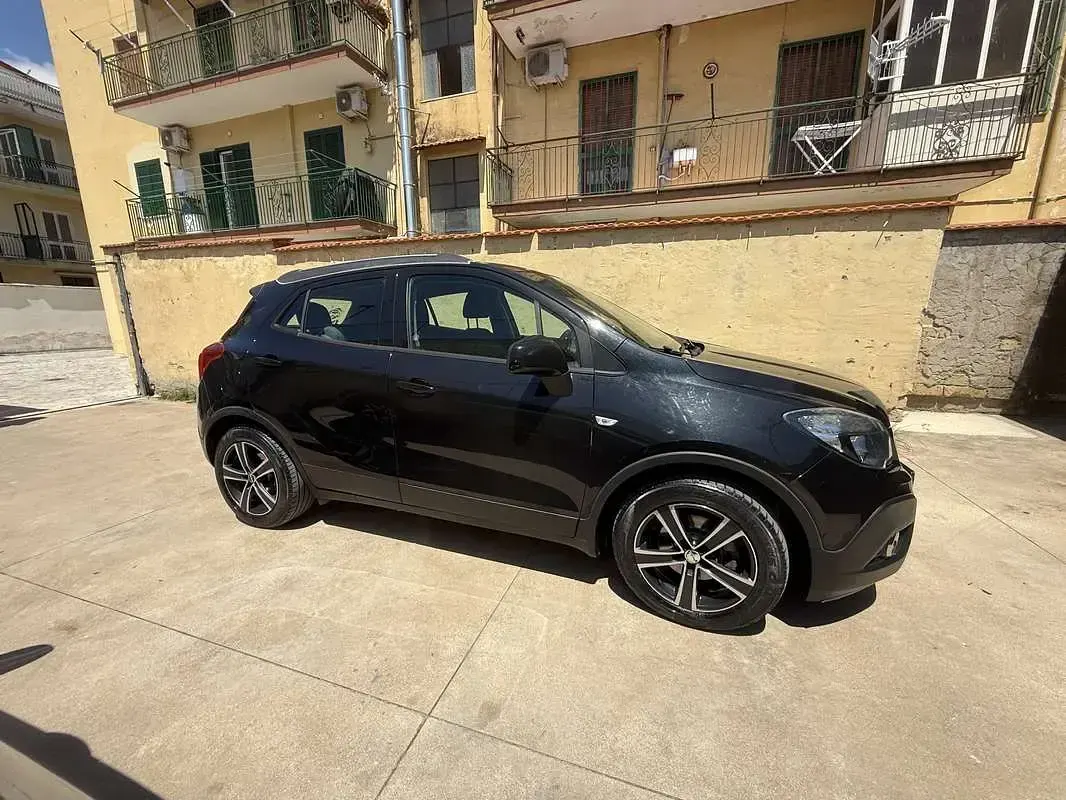 Usata Opel Mokka S 140 CV (102 kW) 2014 Nero SUV