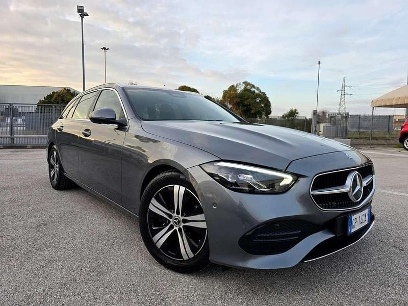 Grigio Usata 2023 Mercedes C200 Business Tre volumi | 30.500 € (Ottimo prezzo) - Immagine 1/4
