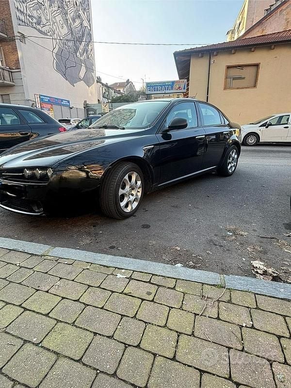Usata Alfa Romeo 159 120 CV (88 kW) 2007 Nero Berlina