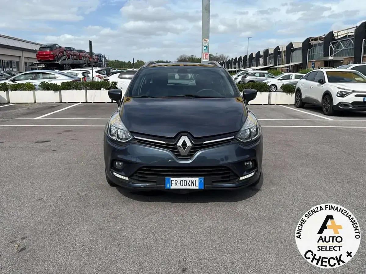 Usata Renault Clio Life 75 CV (55 kW) 2018 Grigio Station wagon