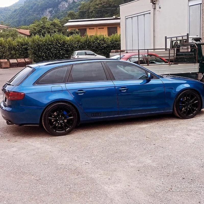 Usata Audi A4 S-Line 2011 Blu Station wagon