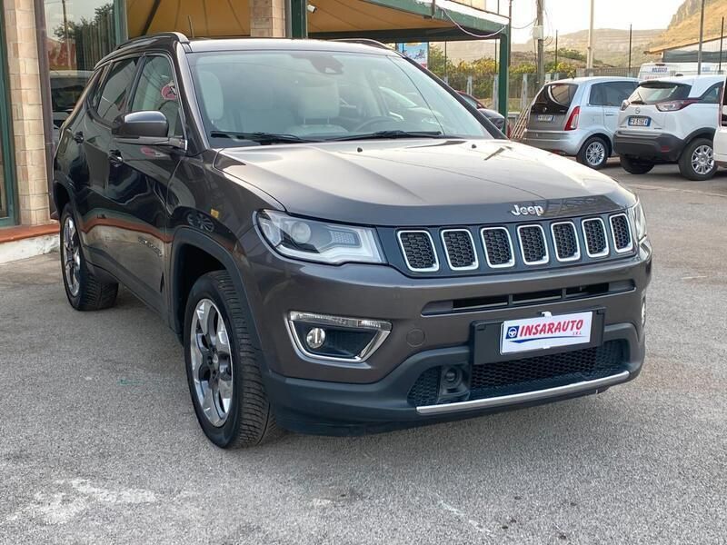 Usata Jeep Compass Limited 140 CV (102 kW) 2018 Grigio SUV