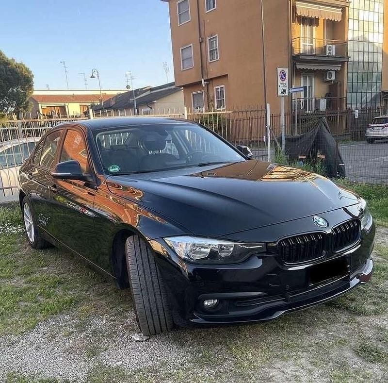 Usata BMW 318 Advantage 136 CV (100 kW) 2016 Berlina