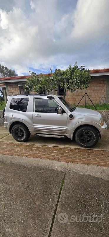Usata Mitsubishi Pajero 160 CV (117 kW) 2002 SUV