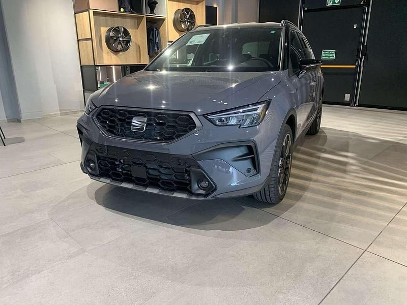Nuova Seat Arona Black Edition 116 CV (85 kW) 2026 Grigio grafene SUV