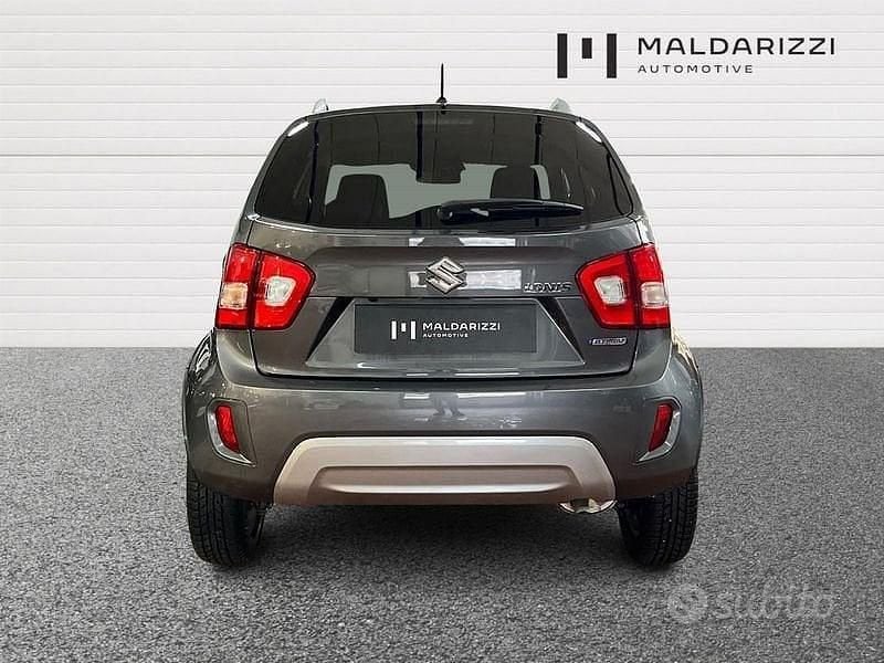 Usata Suzuki Ignis 83 CV (61 kW) 2022 Grigio SUV
