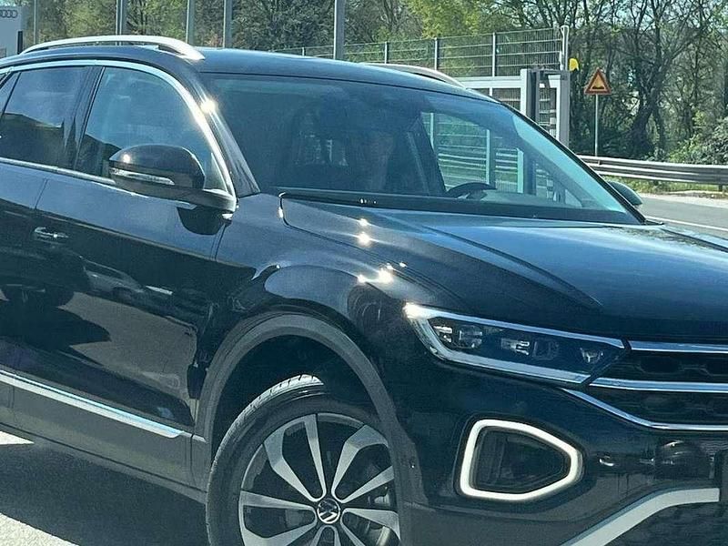 Usata VW T-Roc Style 116 CV (85 kW) 2024 Nero SUV