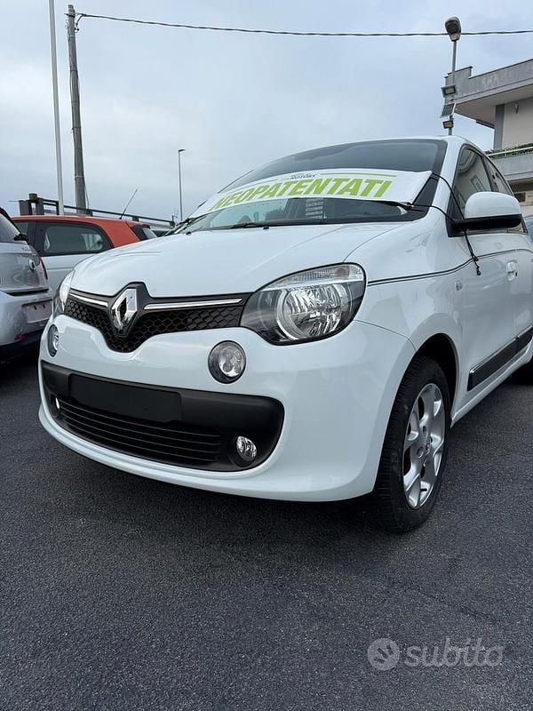 Usata Renault Twingo Intens 69 CV (50 kW) 2019 Bianco Utilitaria