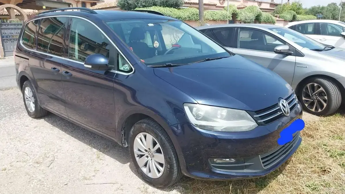 Usata VW Sharan Comfortline 140 CV (102 kW) 2012 Blu/azzurro Monovolume