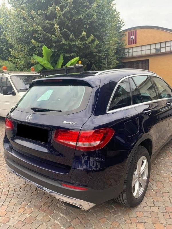 Usata Mercedes GLC350 Executive 211 CV (155 kW) 2018 Blu SUV