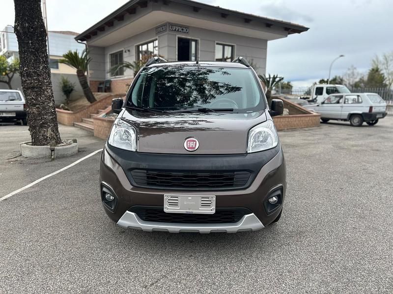 Usata Fiat Qubo Trekking 95 CV (69 kW) 2017 Marrone Monovolume