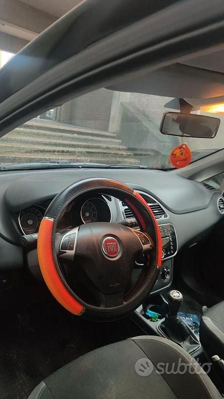 Occasion Fiat Punto 65 ch (47 kW) 2012 Citadine