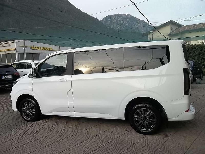 Usata Ford Tourneo Custom Titanium 150 CV (110 kW) 2024 Pastello Furgone