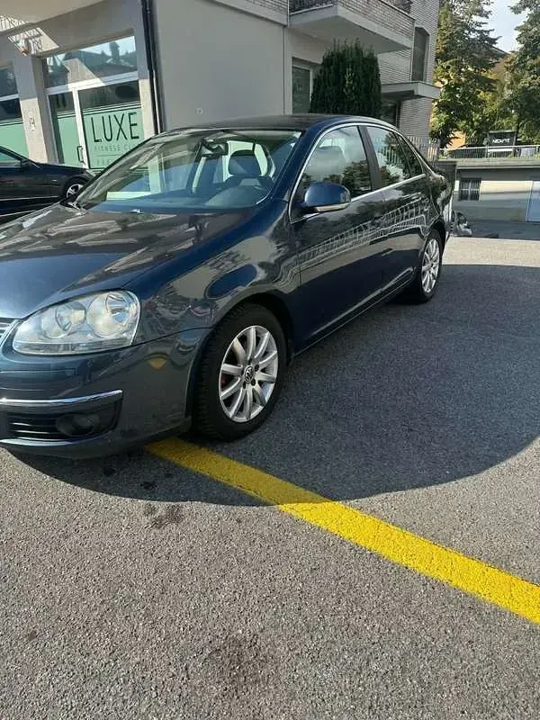 Usata VW Jetta Comfortline 102 CV (75 kW) 2007 Berlina