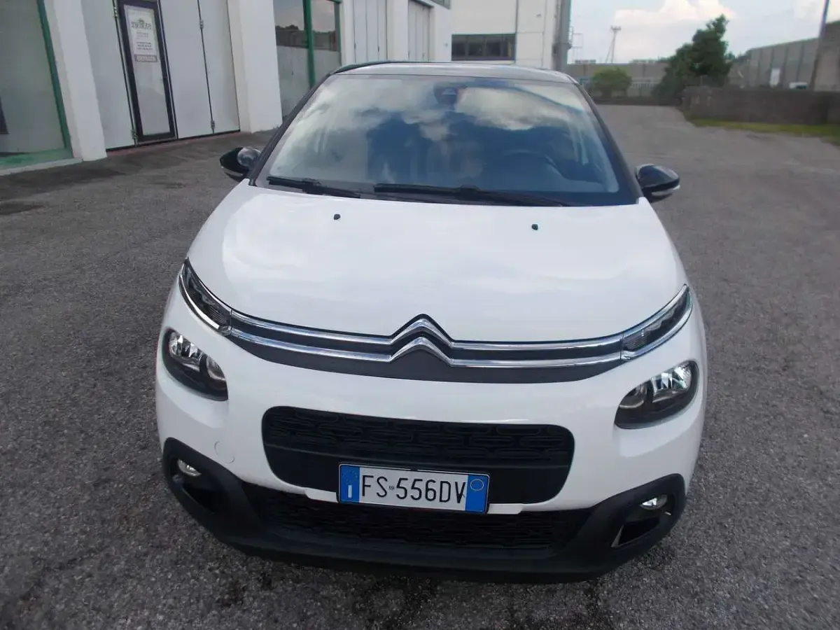 Usata Citroën C3 Shine 75 CV (55 kW) 2018 Bianco Utilitaria