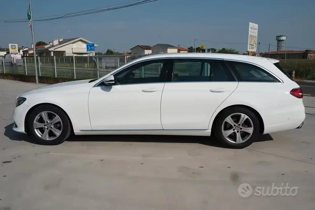 Usata Mercedes E220 194 CV (142 kW) 2017 Bianco Station wagon