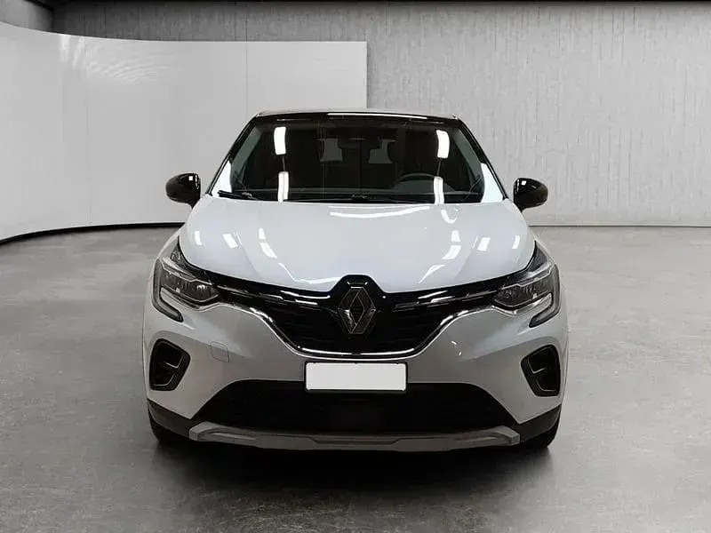 Usata Renault Captur Techno 100 CV (73 kW) 2023 Bianco SUV
