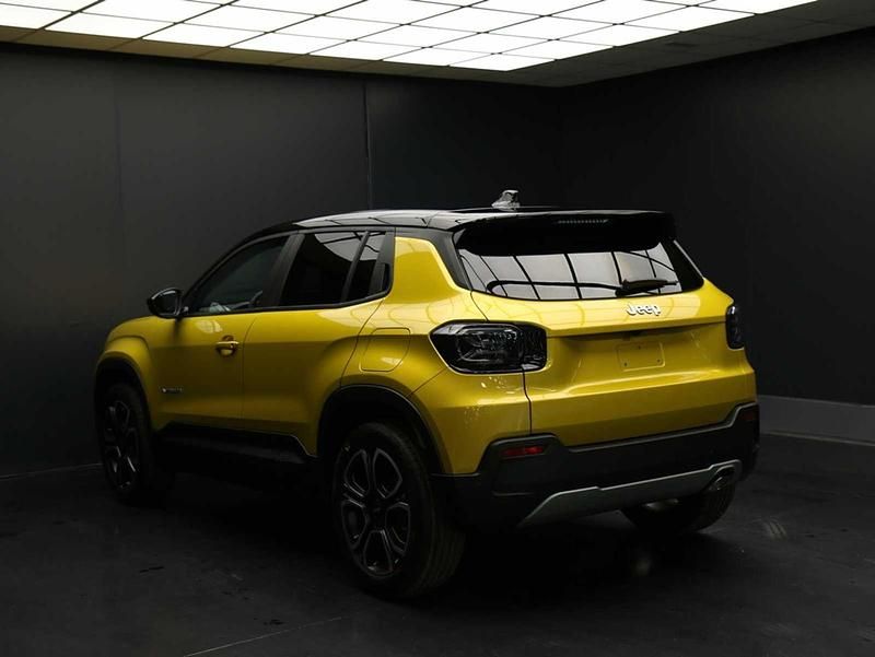 Nieuw Jeep Avenger Summit 101 PK (74 kW) 2025 Zwart SUV