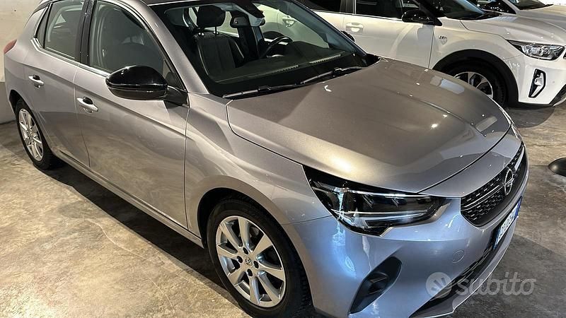 Usata Opel Corsa Elegance 102 CV (75 kW) 2020 Grigio Utilitaria