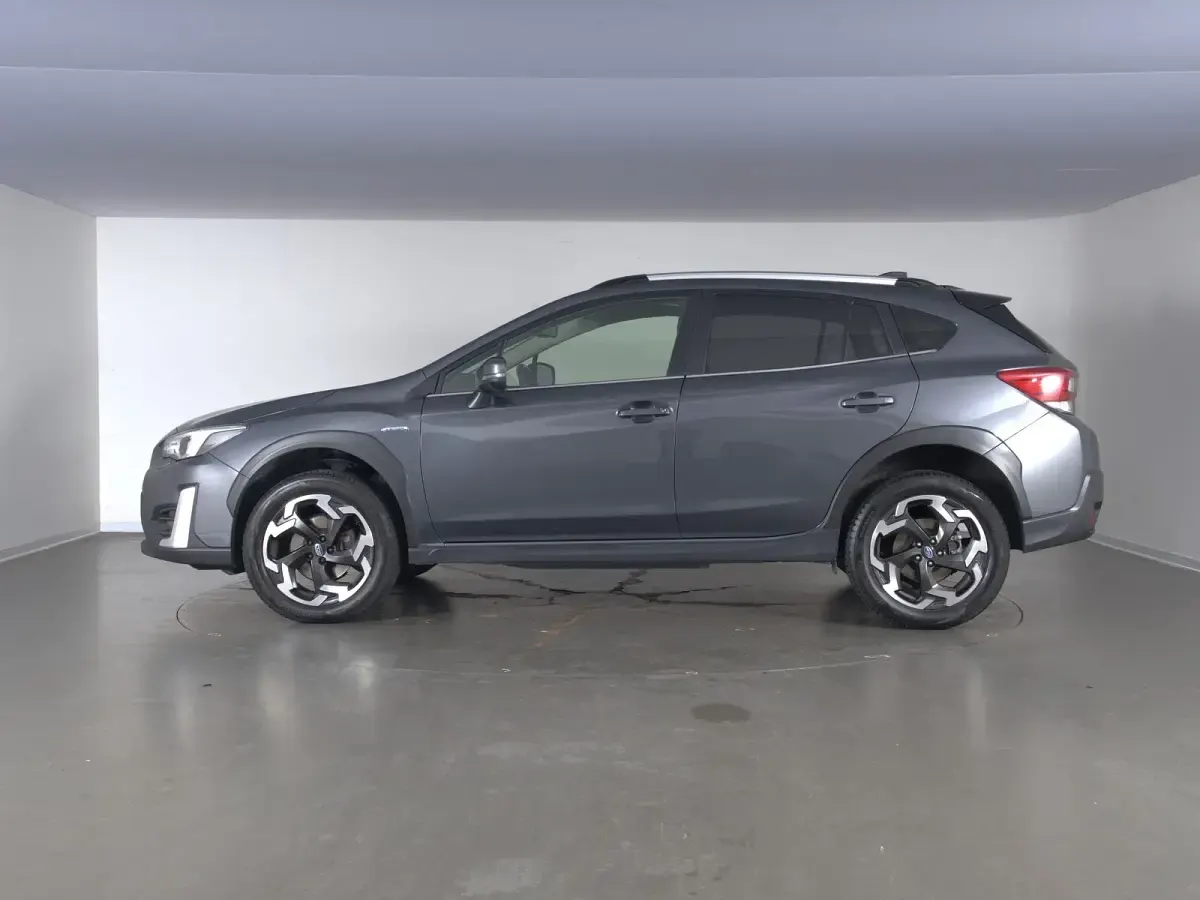 Usata Subaru XV Style 114 CV (83 kW) 2022 Grigio SUV