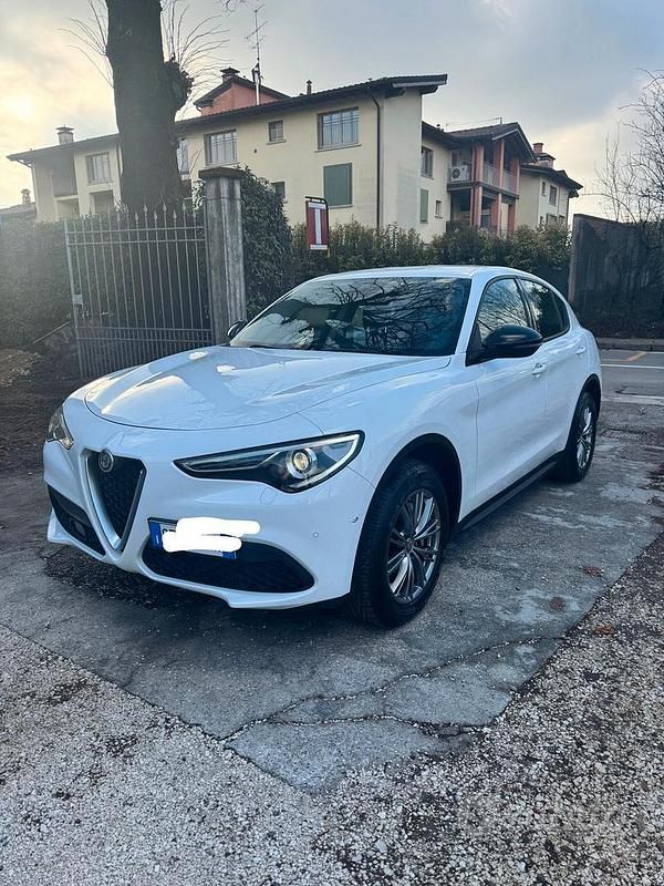 Bianco Usata 2021 Alfa Romeo Stelvio SUV | 20.900 € (Super prezzo) - Immagine 1/4