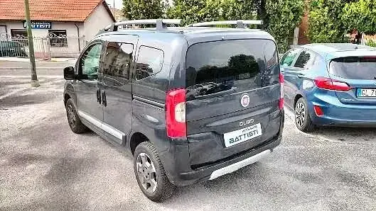 Usata Fiat Qubo Trekking 95 CV (69 kW) 2017 Nero Monovolume