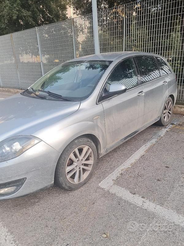 Usata Fiat Croma 150 CV (110 kW) 2008 Grigio Station wagon