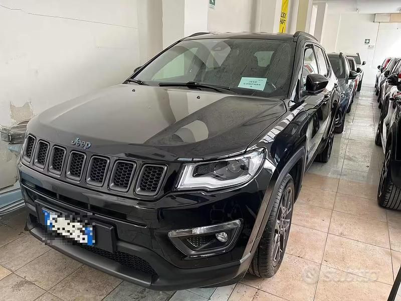 Usata Jeep Compass 240 CV (176 kW) 2021 Vari colori SUV