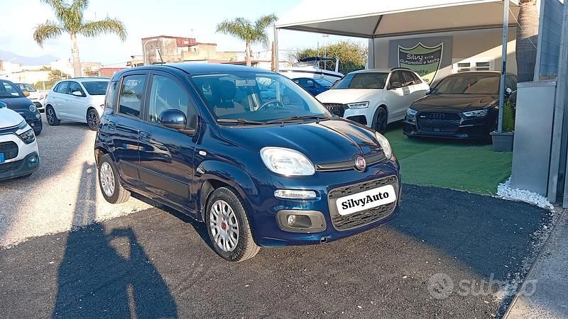 Usata Fiat Panda 69 CV (50 kW) 2020 Blu Utilitaria