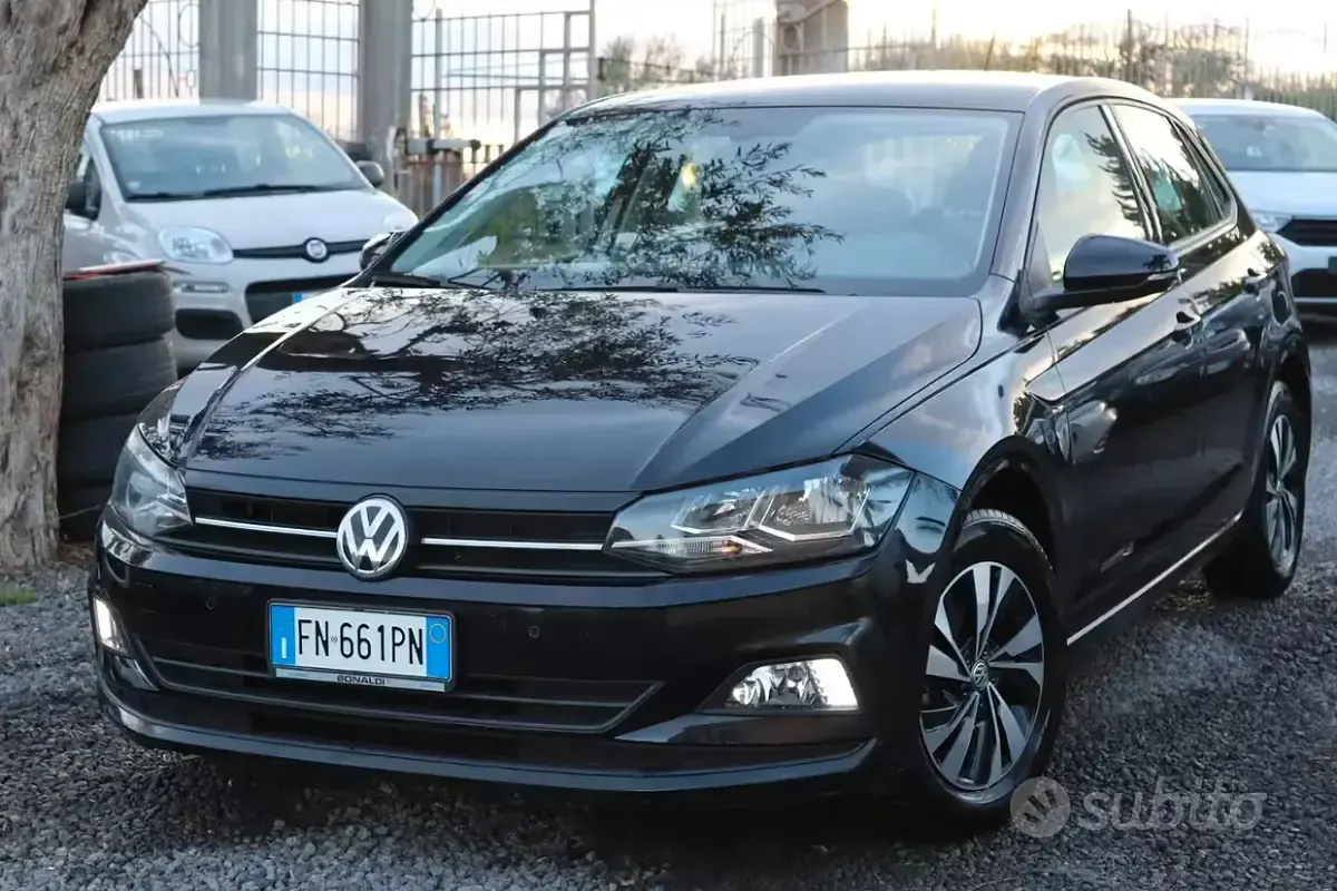 Usata VW Polo Comfortline 95 CV (69 kW) 2018 Nero Utilitaria
