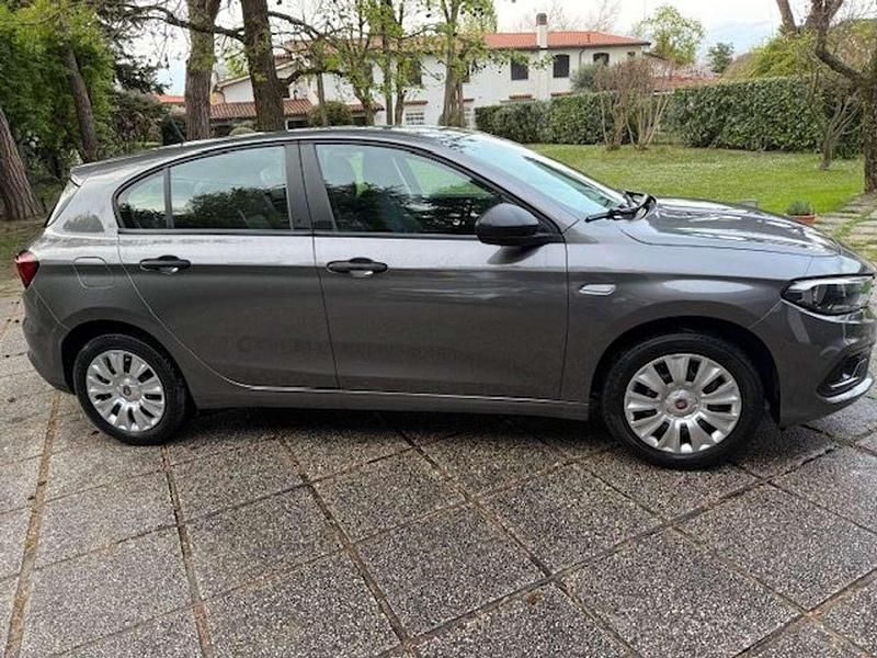 Usata Fiat Tipo 101 CV (74 kW) 2021 Grigio Berlina