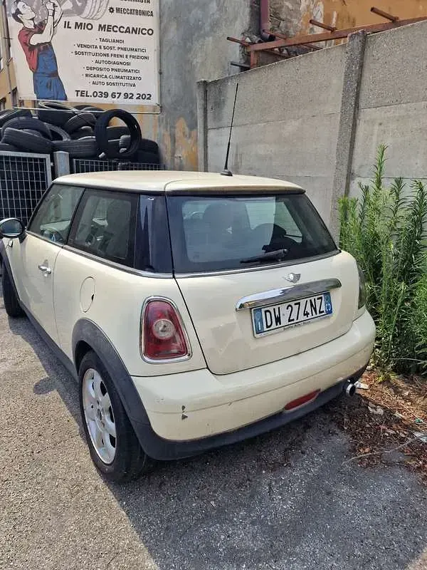 Usata Mini ONE 95 CV (69 kW) 2009 Utilitaria