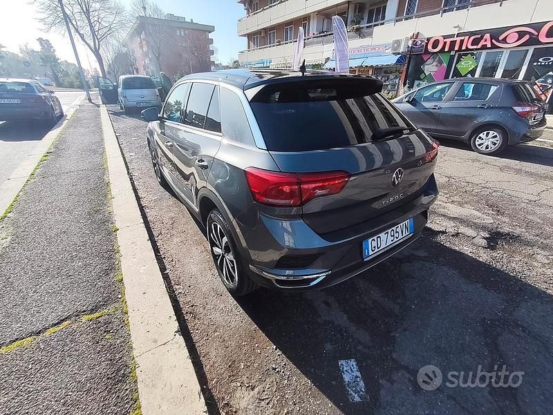 Usata VW T-Roc Style 110 CV (80 kW) 2021 Grigio SUV