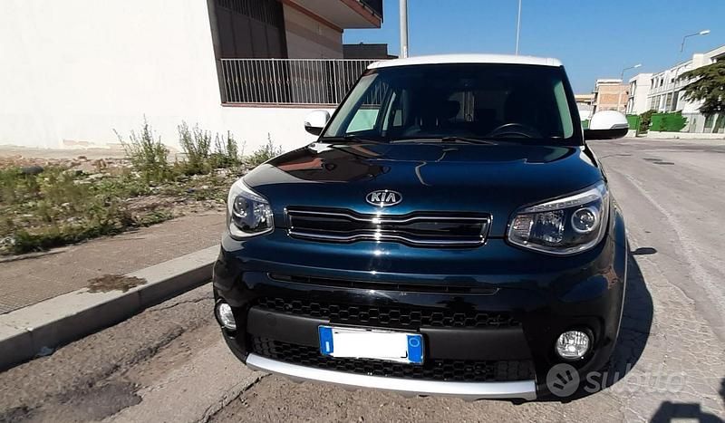 Usata Kia Soul 136 CV (100 kW) 2016 Blu SUV