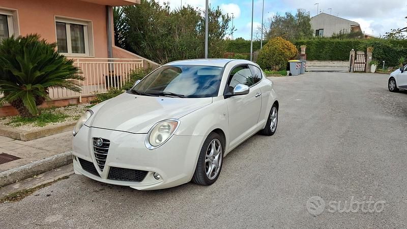 Usata Alfa Romeo MiTo 120 CV (88 kW) 2013 Bianco Utilitaria