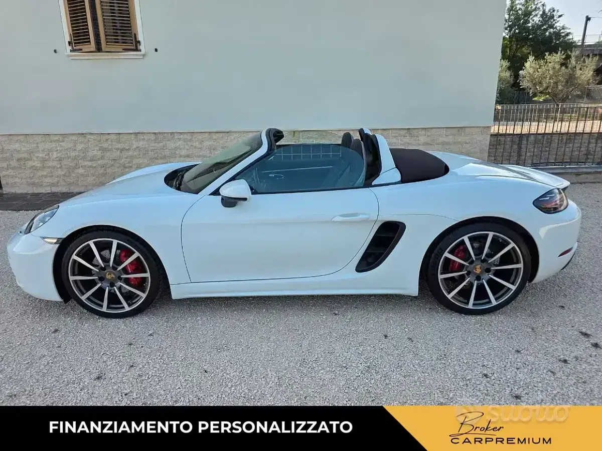 Usata Porsche 718 349 CV (256 kW) 2019 Bianco Cabrio