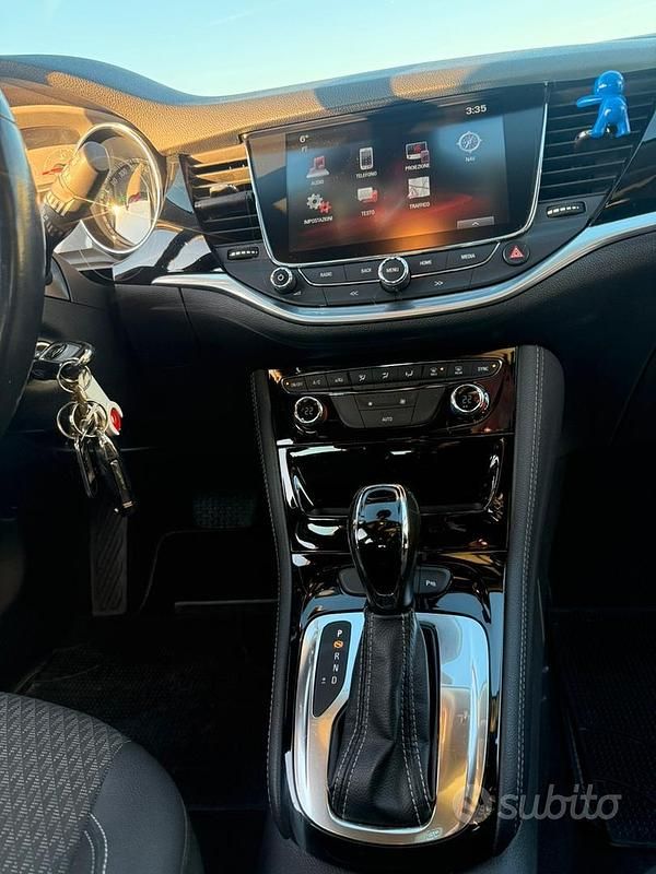 Usata Opel Astra 95 CV (69 kW) 2016 Grigio Utilitaria