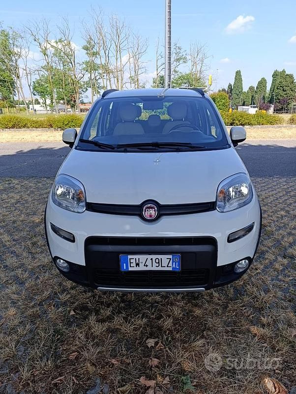 Bianco Usata 2014 Fiat Panda SUV | 7900 € - Immagine 1/4