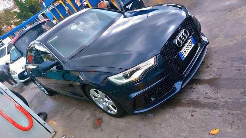 Usata 2012 Audi A6 Business Plus Tre volumi | 9800 € (Buon prezzo) - Immagine 1/3