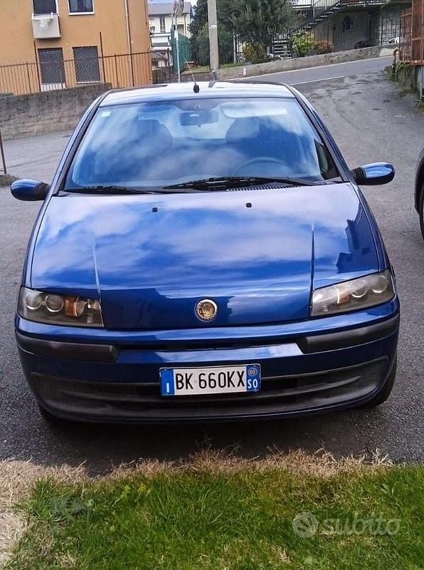 Usata Fiat Punto 2000 Blu Utilitaria