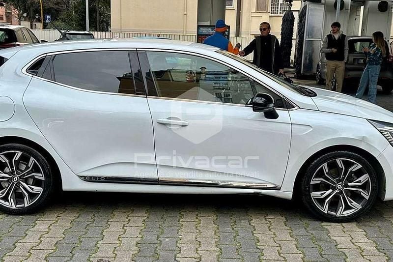 Usata Renault Clio V Intens 140 CV (102 kW) 2021 Bianco Utilitaria