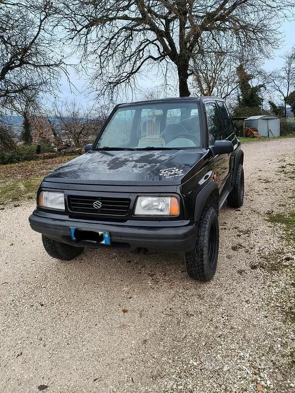 Usata Suzuki Vitara 2000 Nero Berlina