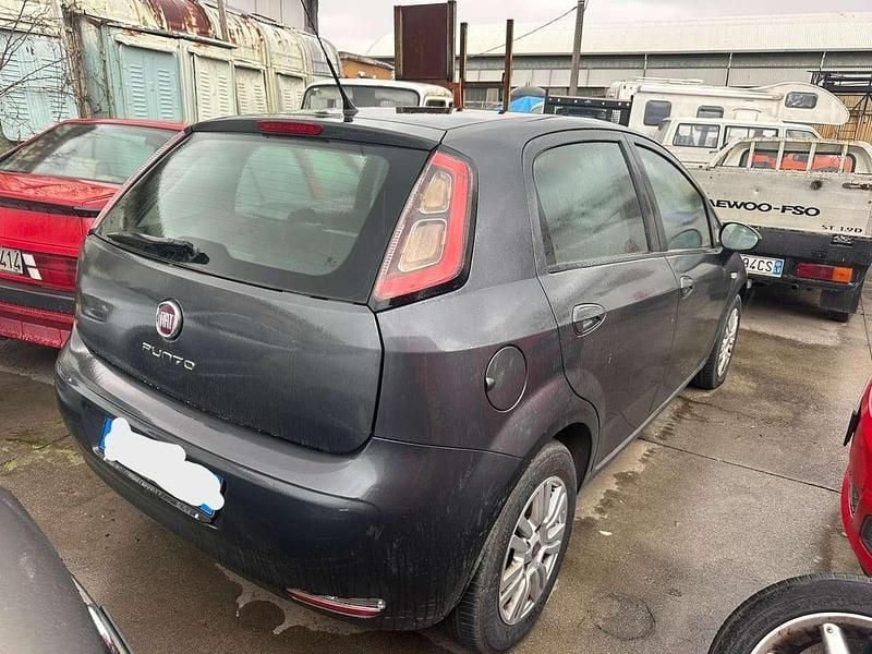 Usata Fiat Punto Easy 77 CV (56 kW) 2013 Other Utilitaria