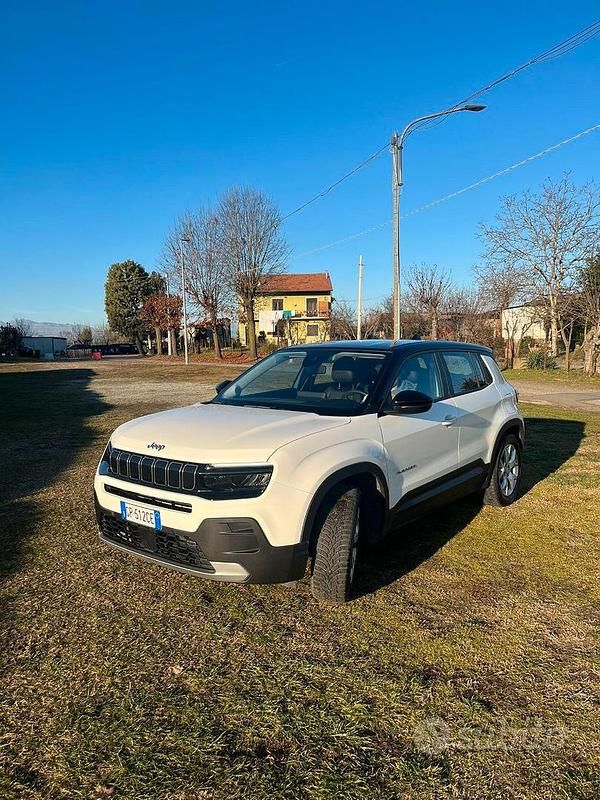Usata Jeep Avenger Longitude 101 CV (74 kW) 2023 Bianco SUV