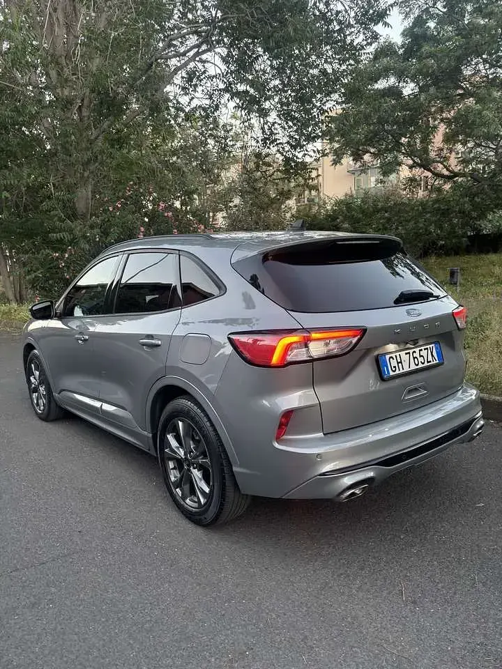 Usado Ford Kuga ST-Line 120 CV (88 kW) 2022 Other SUV
