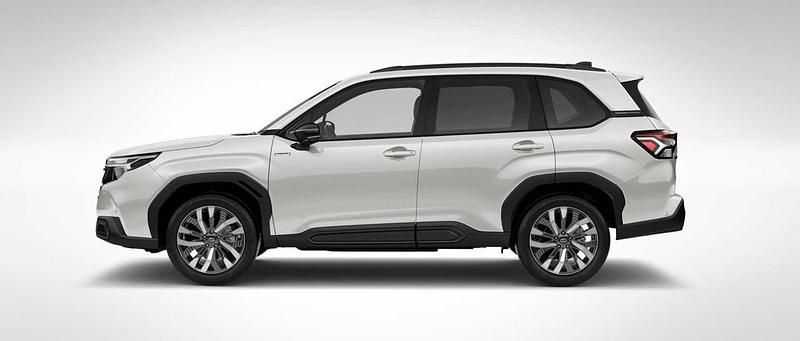 Nuova Subaru Forester Style 136 CV (100 kW) 2025 Bianco SUV